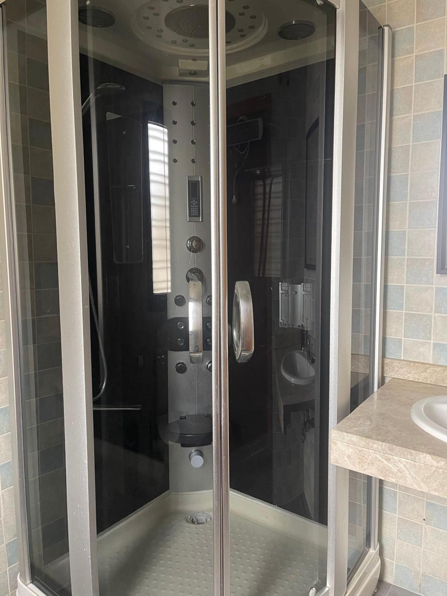 Stelarium-Suite Con Bano Privado En Casa Compartida-Uebica2 Mairena del Aljarafe Eksteriør billede